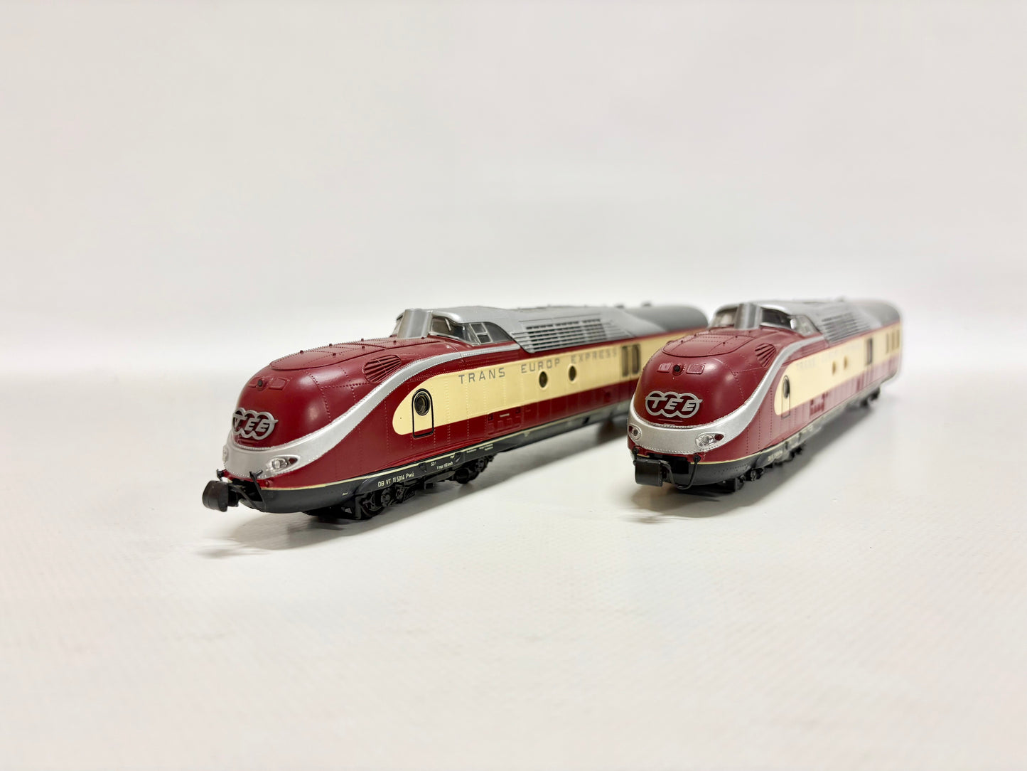 Roco 04183A & 14070A Dieseltriebwagen VT 11.5 TEE DB DC H0