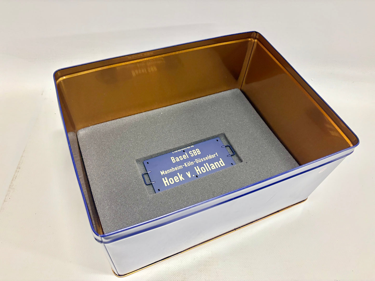 Märklin 26751 Digital Zugpackung RHEINGOLD mit Dampflok Br 18 DRG AC H0