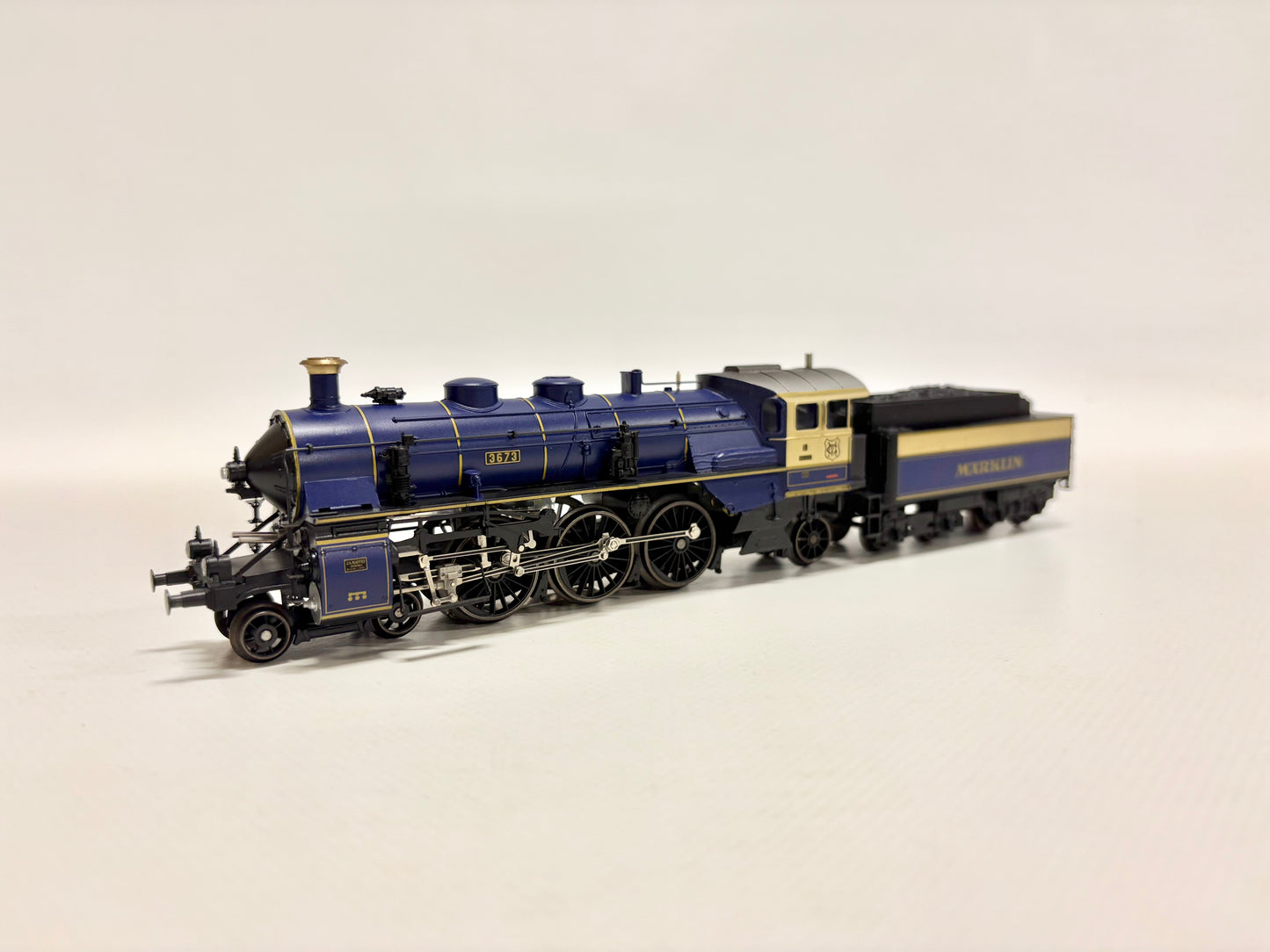 Märklin 26751 Digital Zugpackung RHEINGOLD mit Dampflok Br 18 DRG AC H0