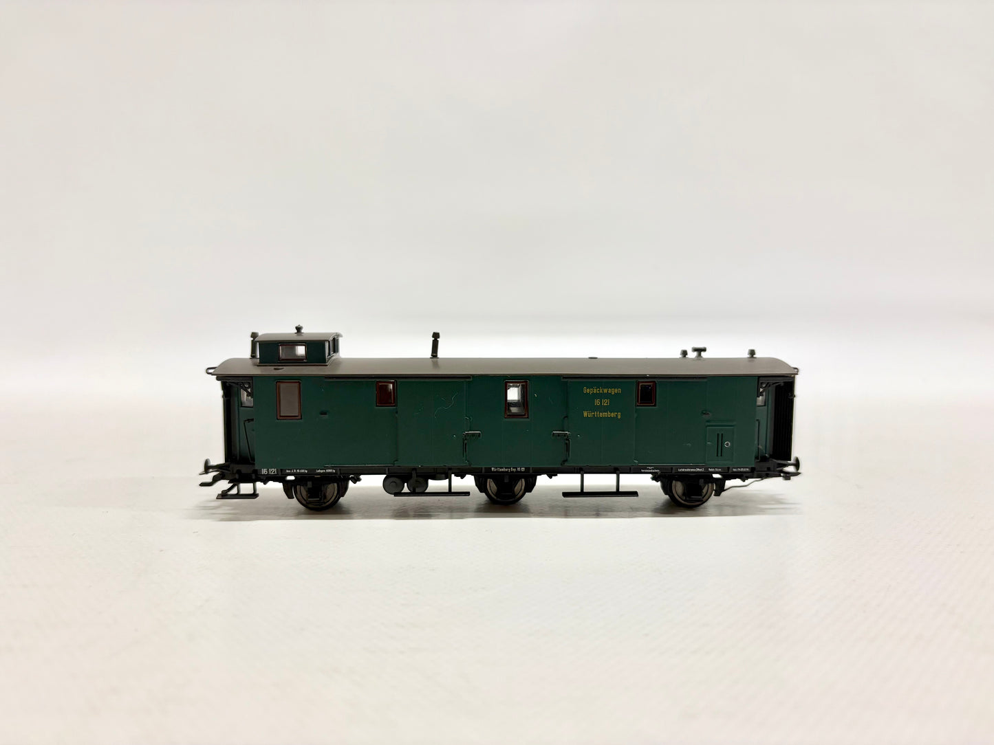 Roco Gepäckwagen mit Innenbeleuchtung K.W.St.E. AC H0