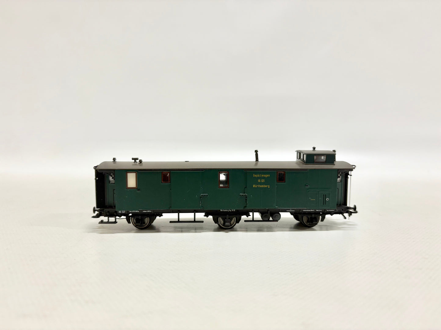 Roco Gepäckwagen mit Innenbeleuchtung K.W.St.E. AC H0