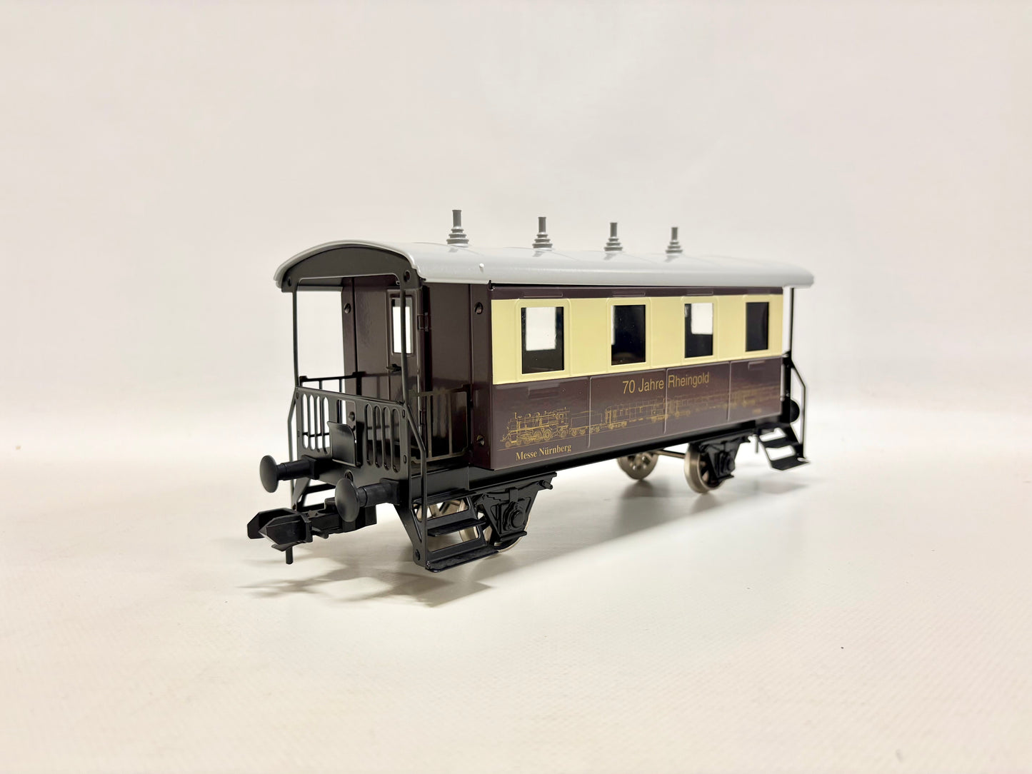 Märklin Maxi Personenwagen "70 Jahre Rheingold" Spur 1