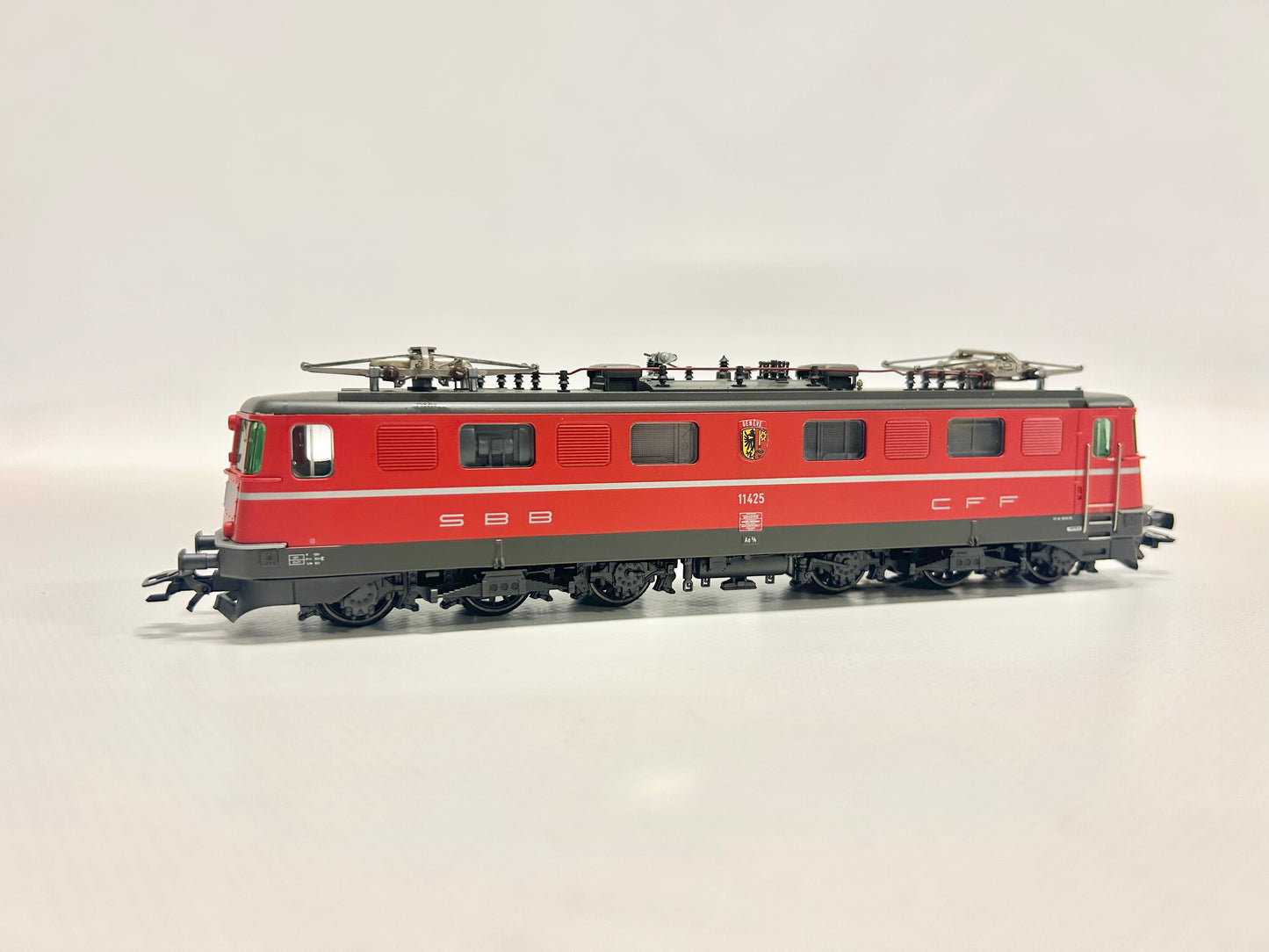 Märklin 3636 Digital E-Lok Serie Ae6/6 SBB AC H0