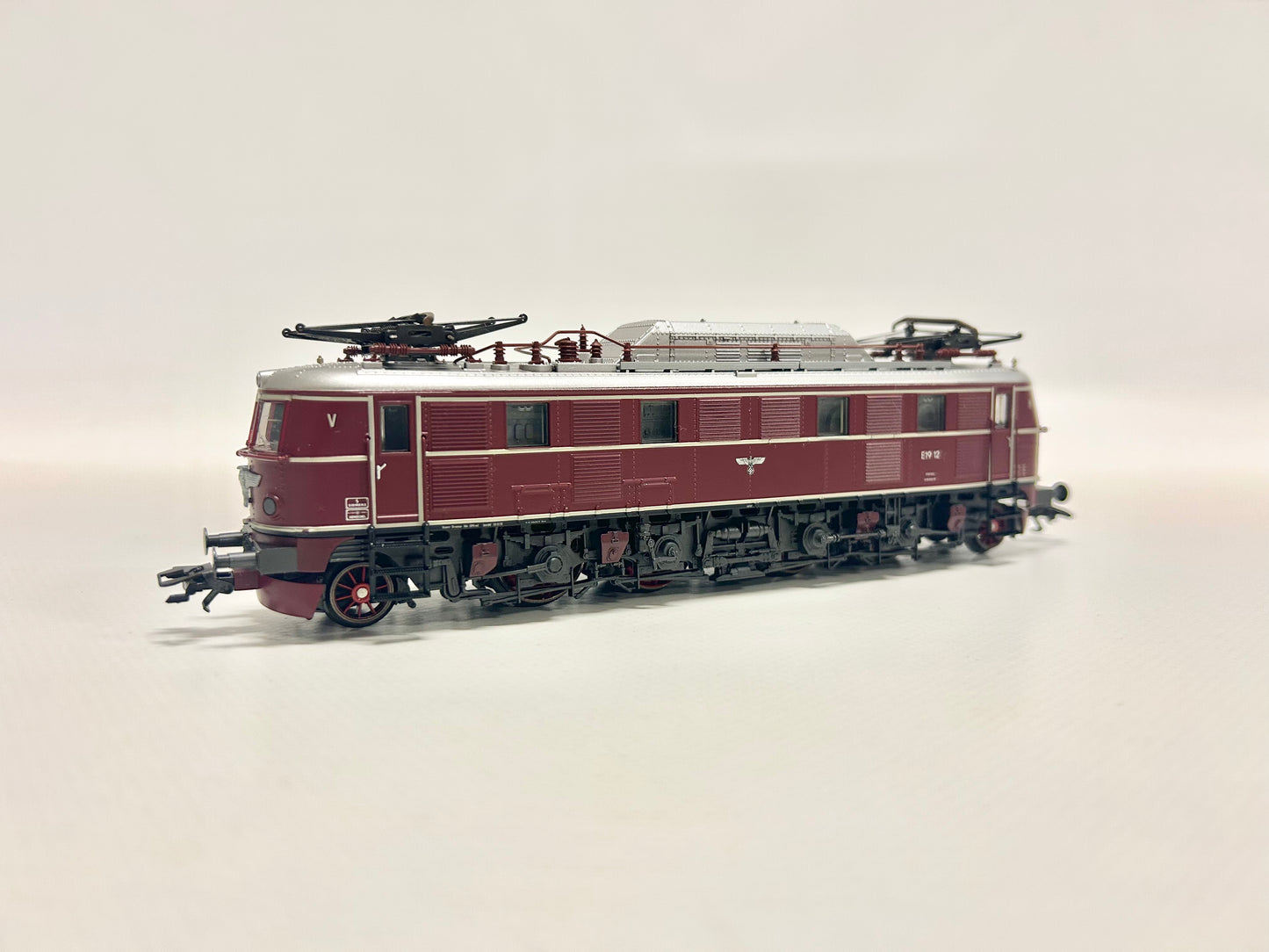 Märklin 3769 Digital E-Lok E19 12 DRG AC H0