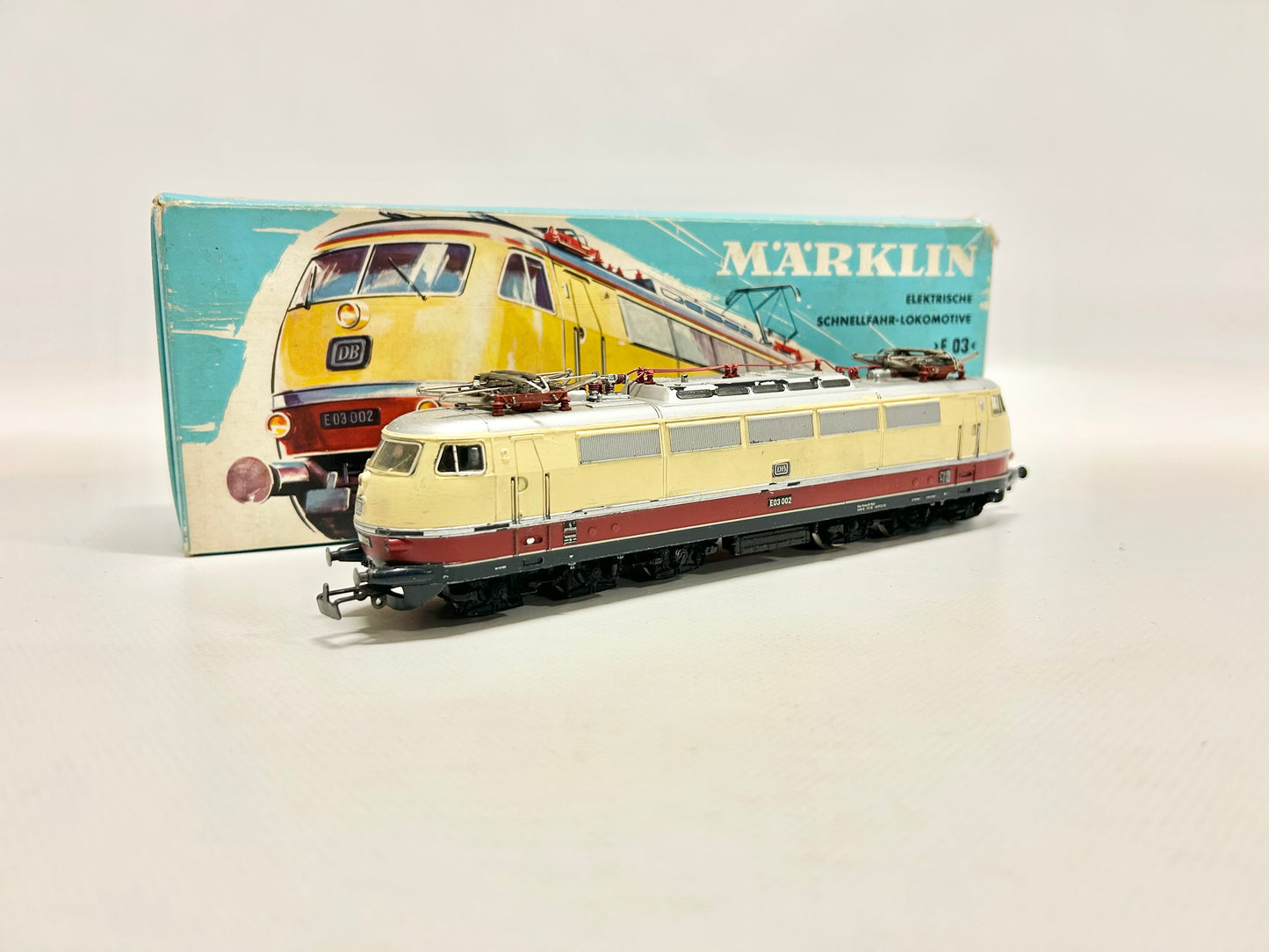 Märklin 3053 E-Lok E03 002 TEE DB AC H0
