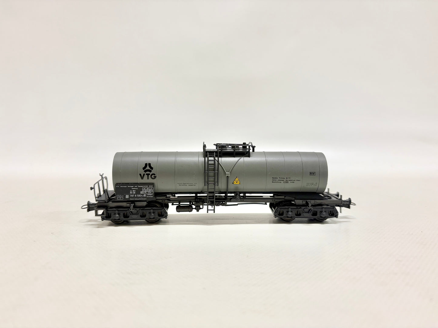 Roco Güterwagen VTG Kesselwagen DB DC H0