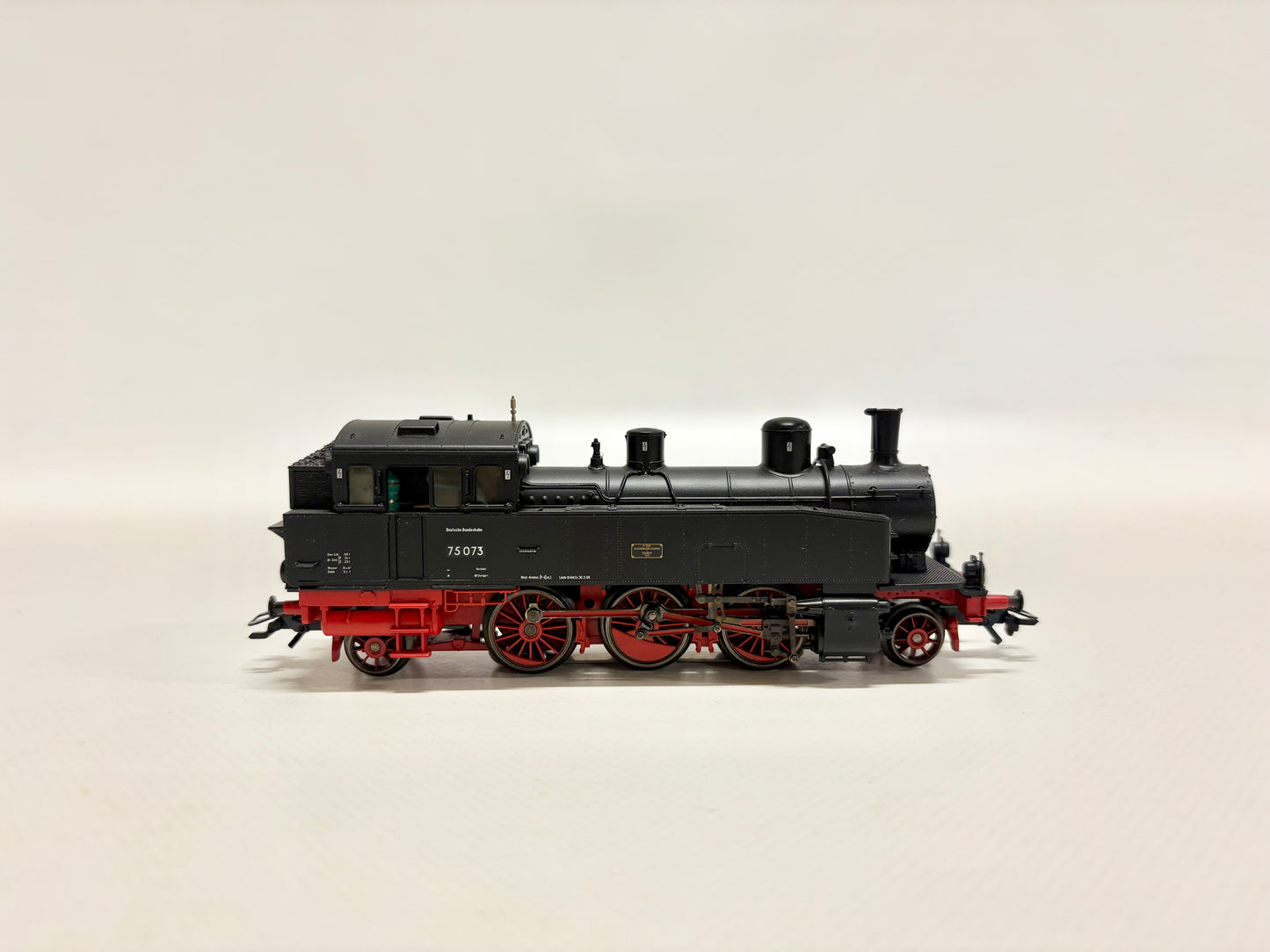 Märklin 37132 Digital Dampflok Br 75 073 DB AC H0