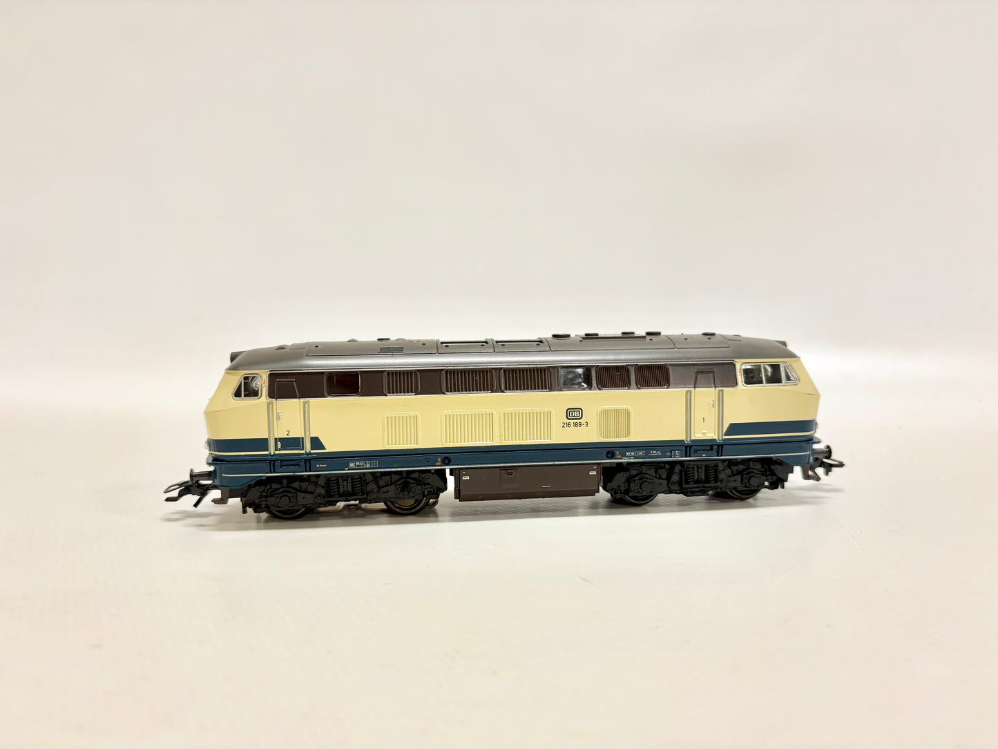 Märklin 3074 Diesellok Br 216 188-3 DB AC H0