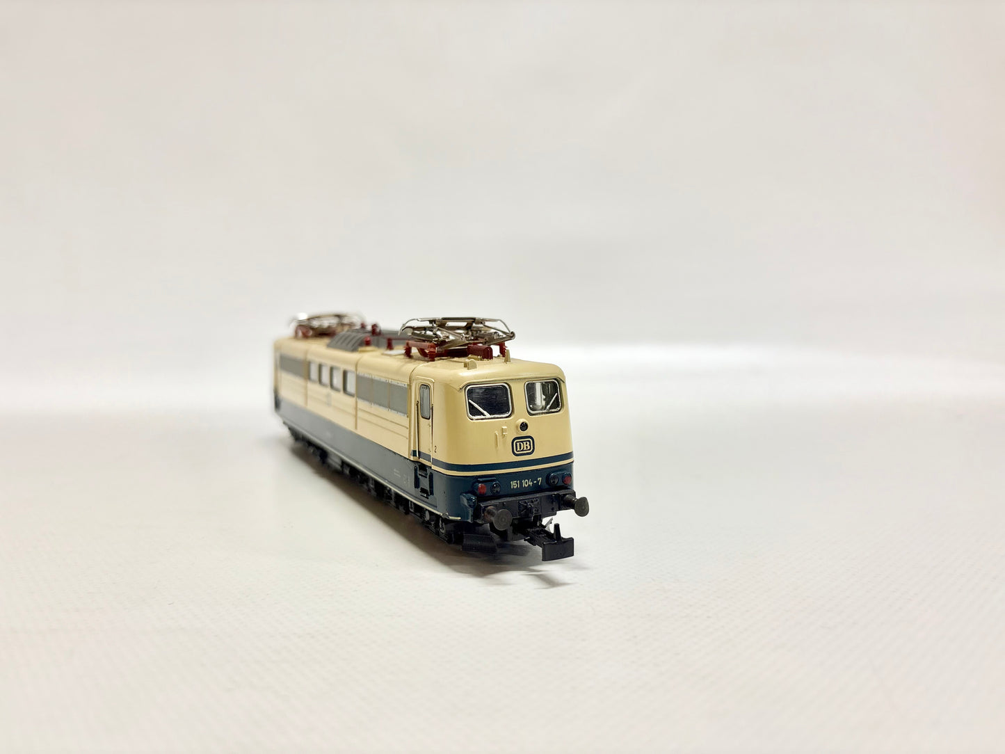 Märklin 3058 E-Lok Br 151 104-7 Güterzuglokomotive DB AC H0