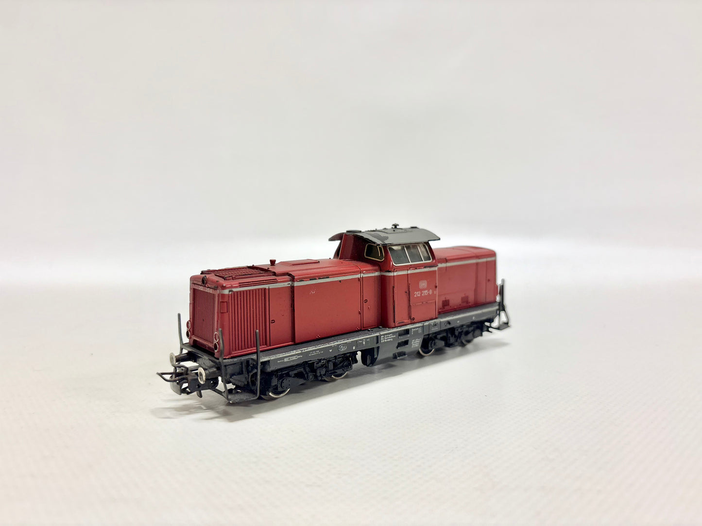 Märklin 3072 Diesellok Br 212 215-8 DB AC H0