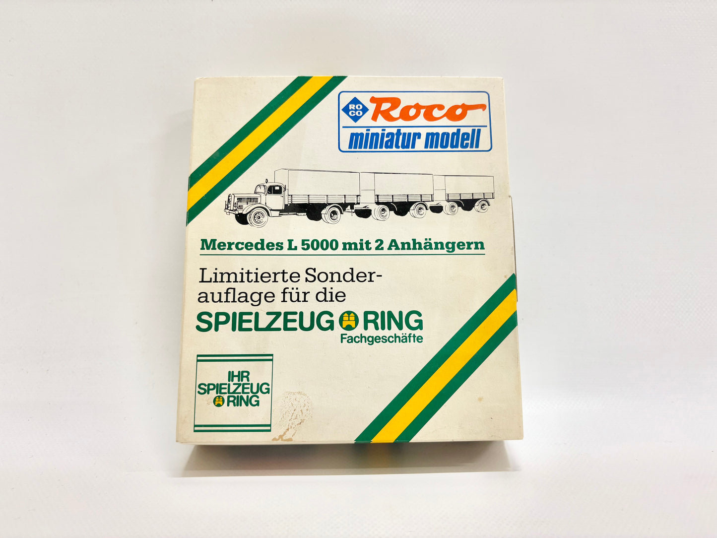 Roco 2385 Miniatur Modell Mercedes L5000 mit Anhängern Spielzeugring 1:87 H0