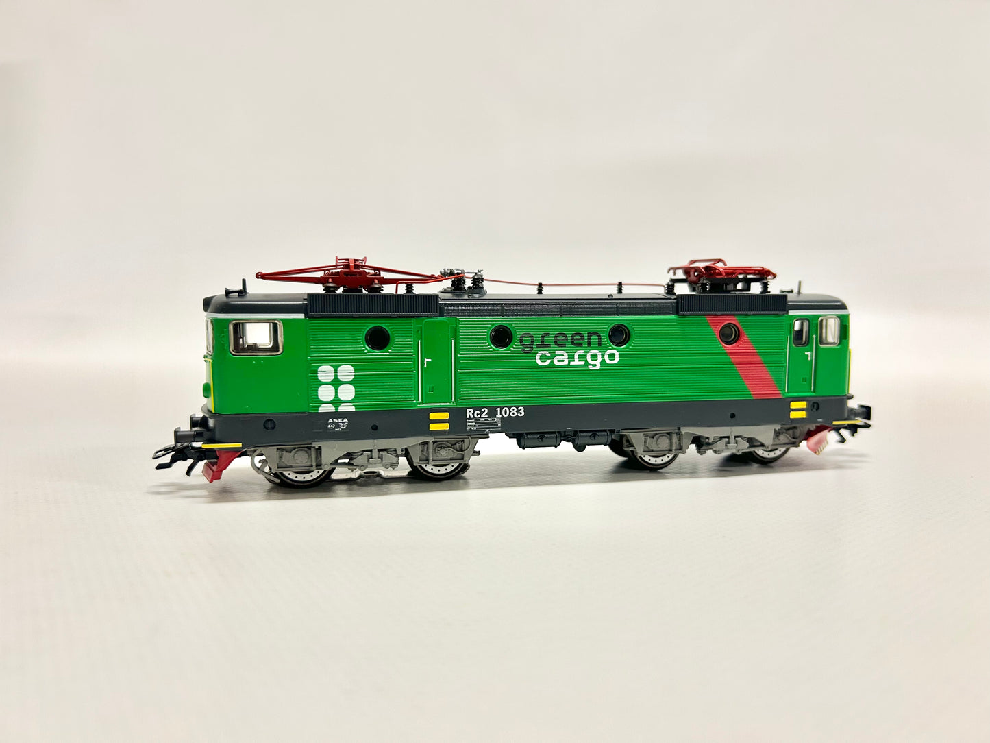 Märklin 37412 Digital E-Lok Serie Rc2 1083 SJ AC H0