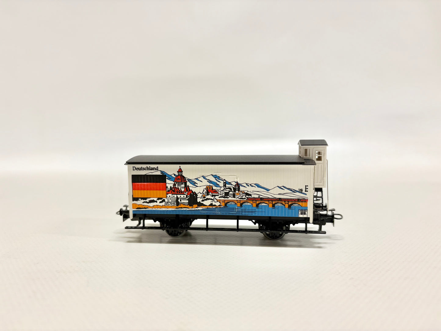 Märklin 2511 SoMo "Germany" Gedeckter Güterwagen mit Bremserhaus AC H0