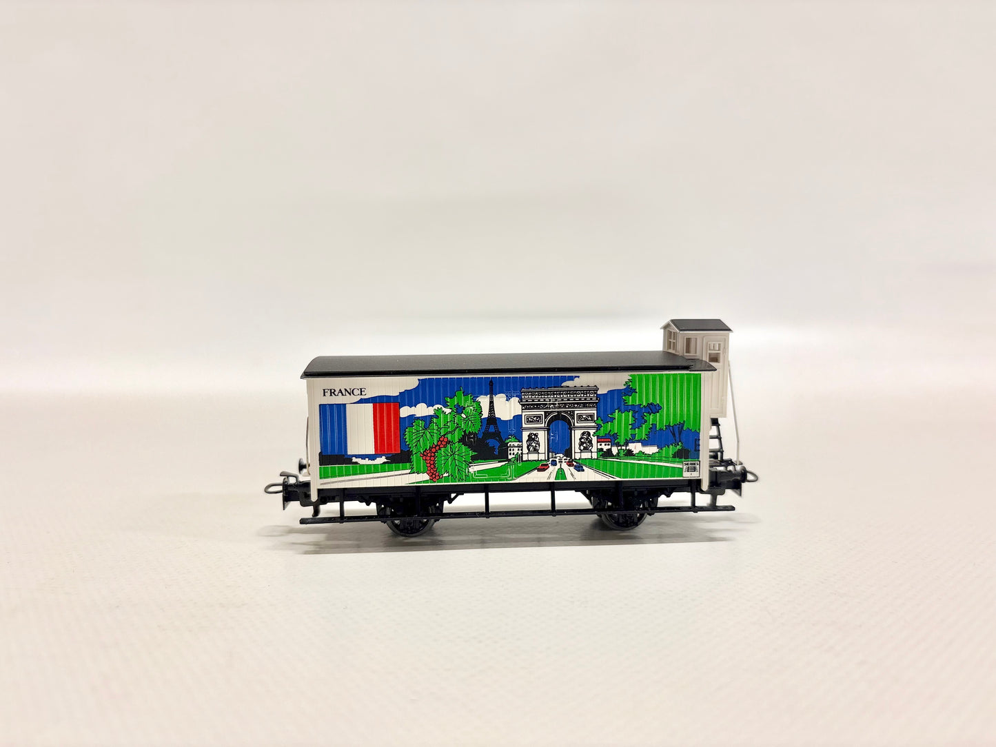 Märklin 2512 SoMo "France" Gedeckter Güterwagen mit Bremserhaus AC H0