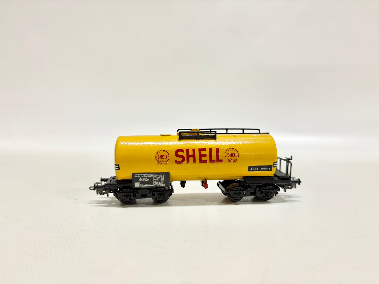 Güterwagen Kesselwagen"SHELL" DB AC H0
