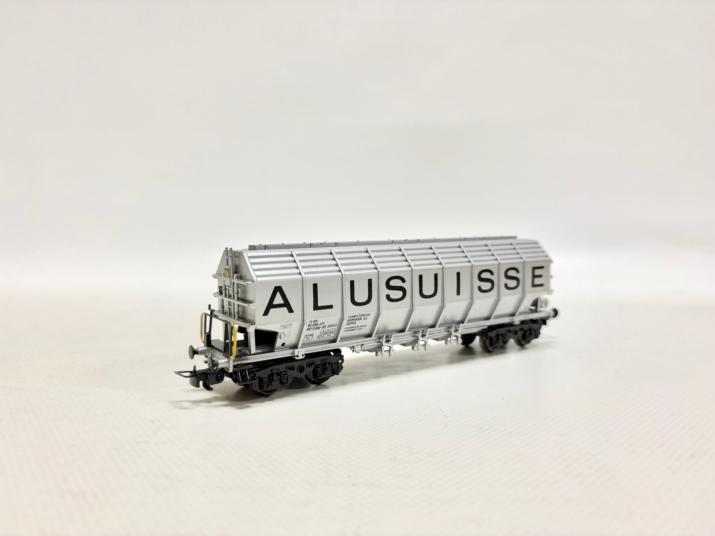 Liliput 24350 Güterwagen Tonerdewagen "Alusuisse" SBB DC H0