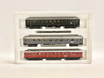 Märklin 42942 Wagen-Set "Riviera" Personenzug mit Innenbeleuchtung AC H0