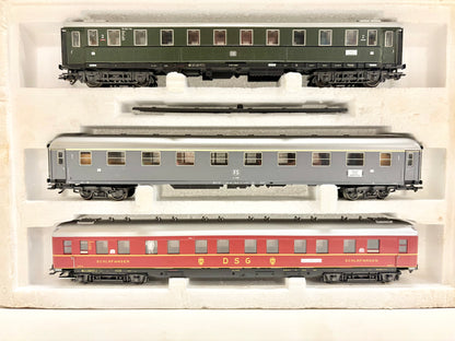 Märklin 42942 Wagen-Set "Riviera" Personenzug mit Innenbeleuchtung AC H0