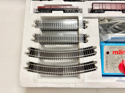 Märklin 2983 Delta-Startpackung Güterzug mit Diesellok Br 216 DB AC H0