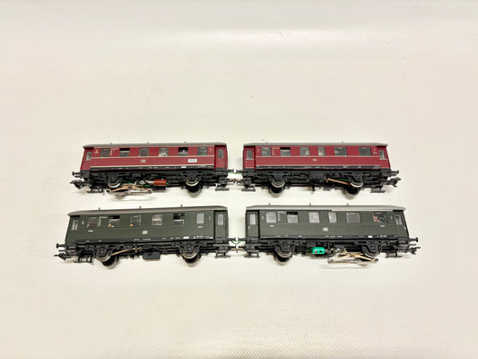 Märklin 4x Nahverkehrs-Personenwagen mit Innenbeleuchtung DB AC H0