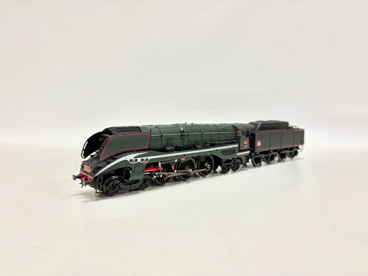 Jouef 8249 Streamlined Steam Locomotive Series 232.U.1. SNCF DC H0