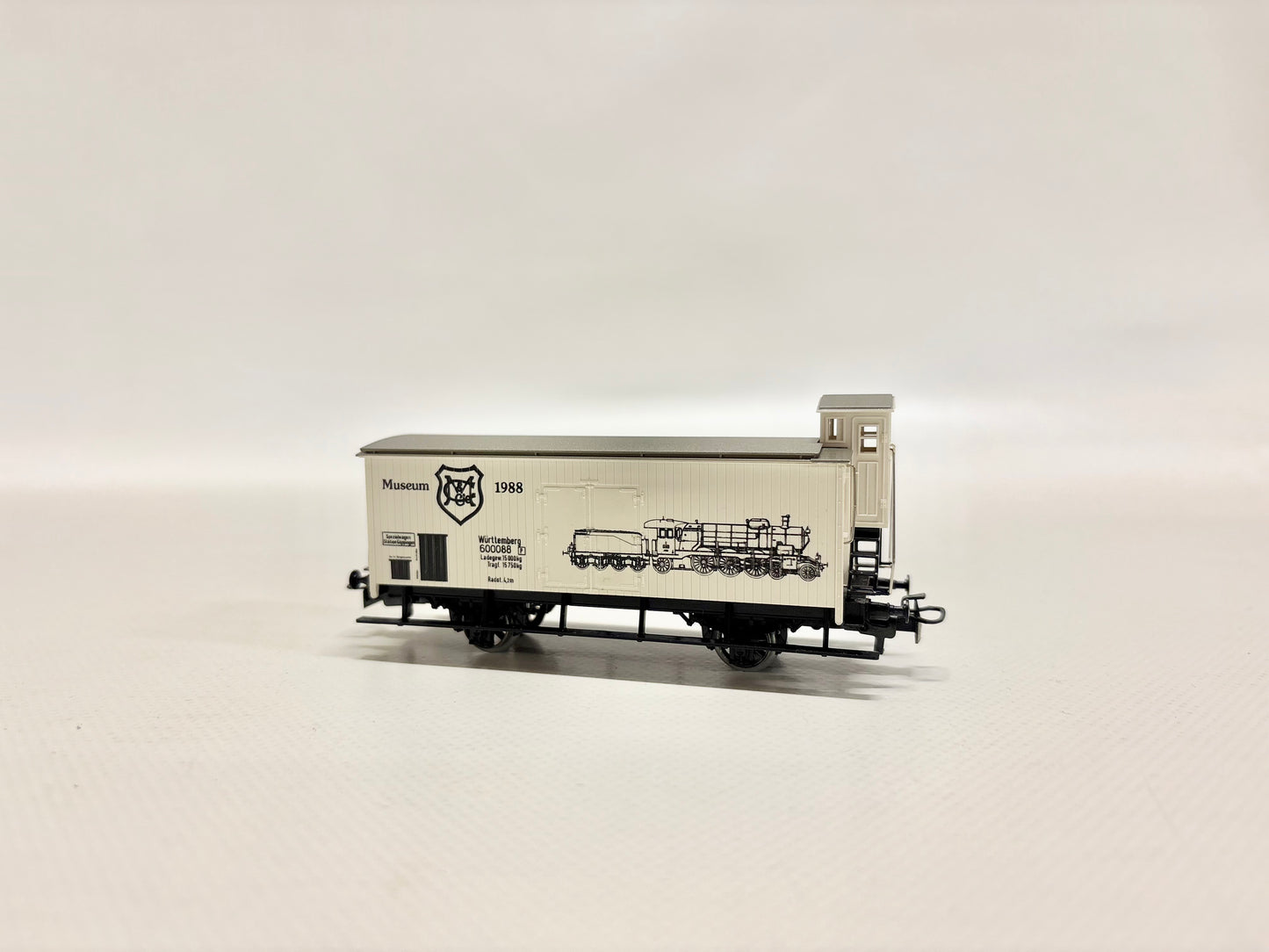 Märklin Museumswagen 1988 Gedeckter Güterwagen mit Bremserhaus K.W.St.E. H0