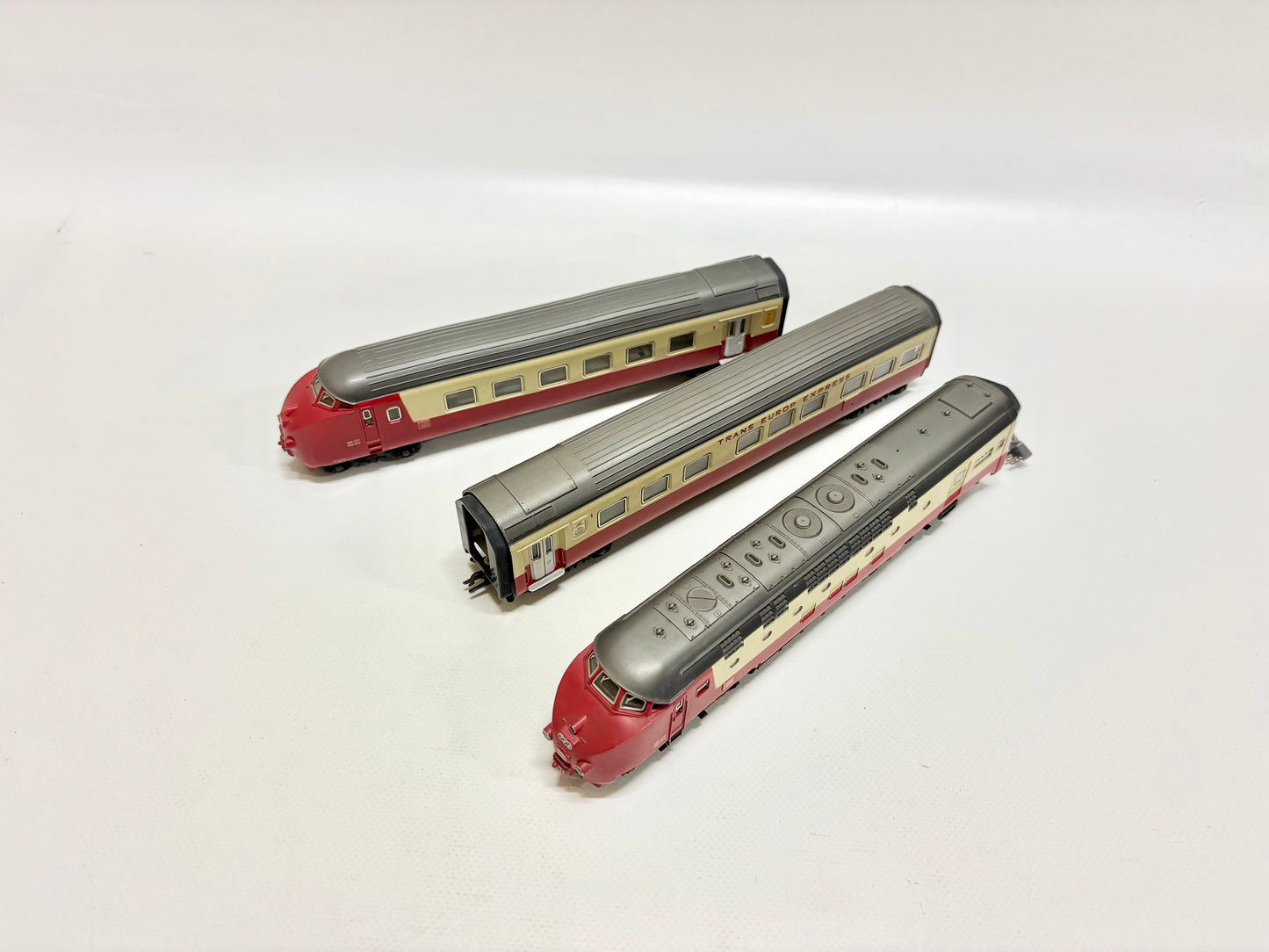 Märklin 3070 Dieseltriebwagen RAm TEE SBB AC H0