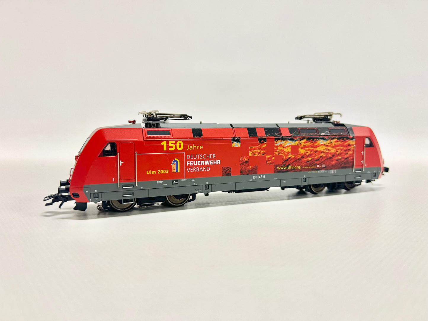 Märklin 37397 Digital E-Lok Br 101 047-9 "150 Jahre Feuerwehr" DB AC H0