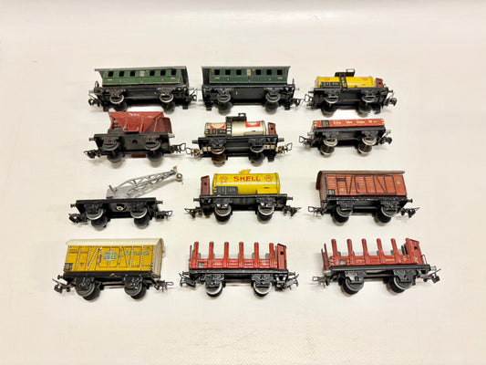 Märklin Wagen-Set 12x 800 Güter & Personenwagen AC H0