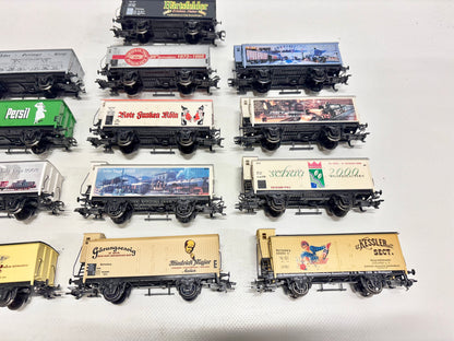 Märklin 13x Gedeckte Güterwagen mit Bremserhaus AC H0