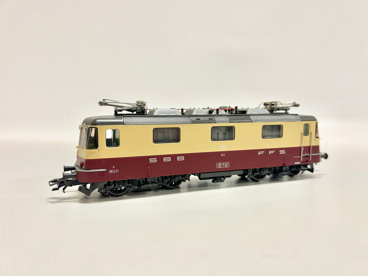 Märklin 37343 Digital E-Lok Serie Re4/4 TEE SBB AC H0