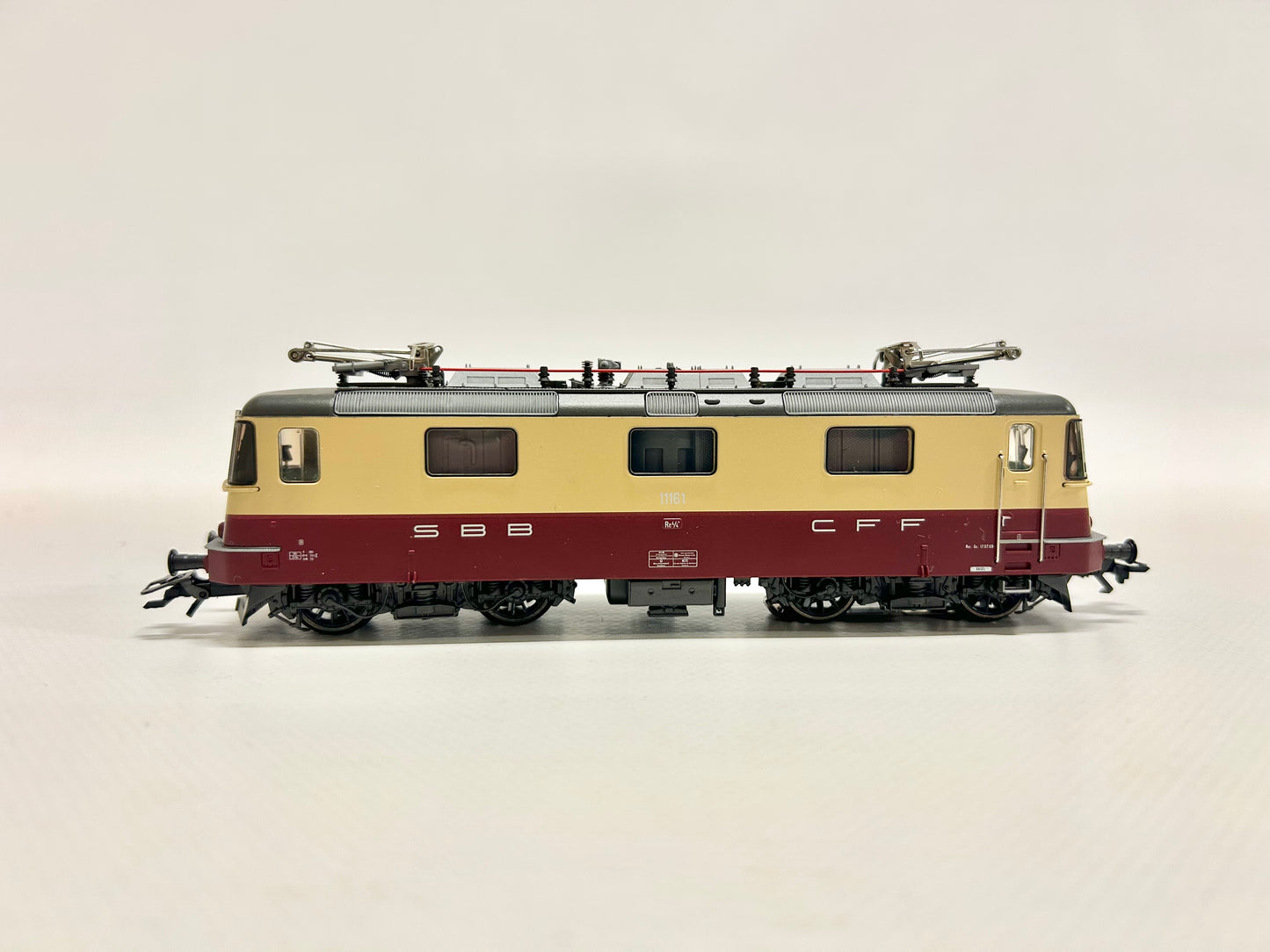 Märklin 37343 Digital E-Lok Serie Re4/4 TEE SBB AC H0