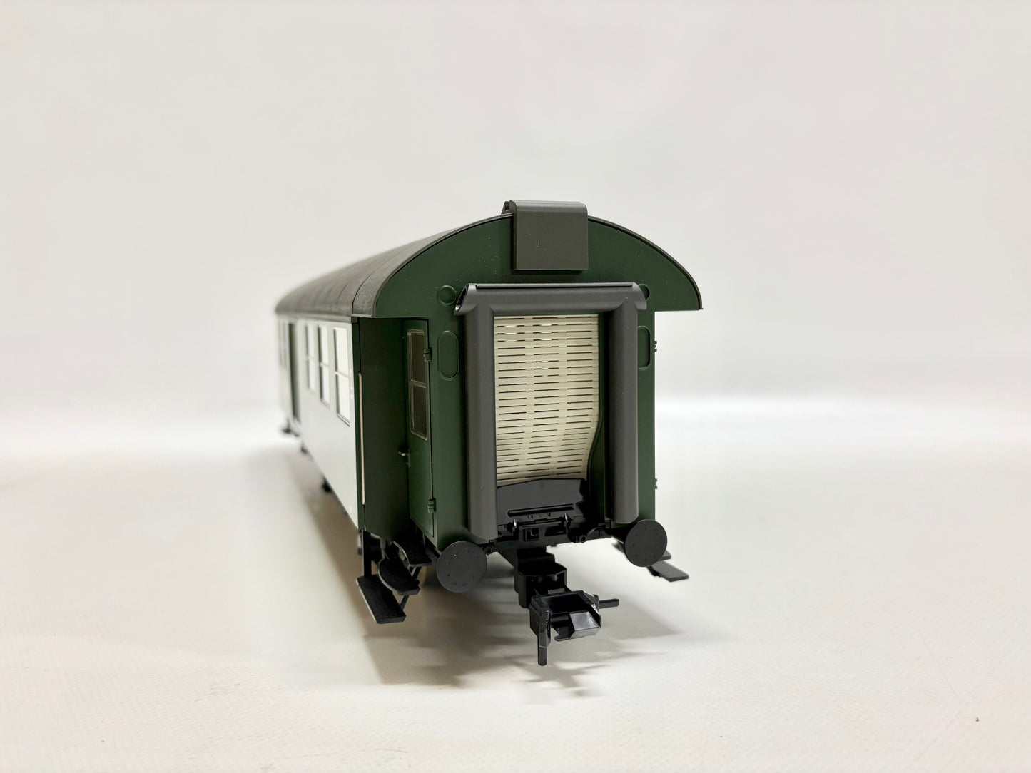 Märklin 58111 Umbauwagen mit Gepäckabteil Personenwagen DB Spur 1