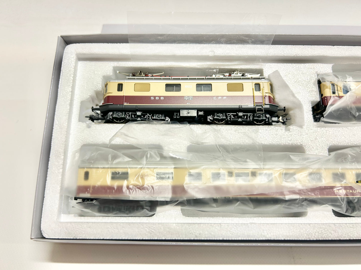 Märklin 26557 Mfx-Digital + Sound Zugpackung TEE-Schnellzug "Bavaria" mit E-Lok Re4/4 SBB AC H0