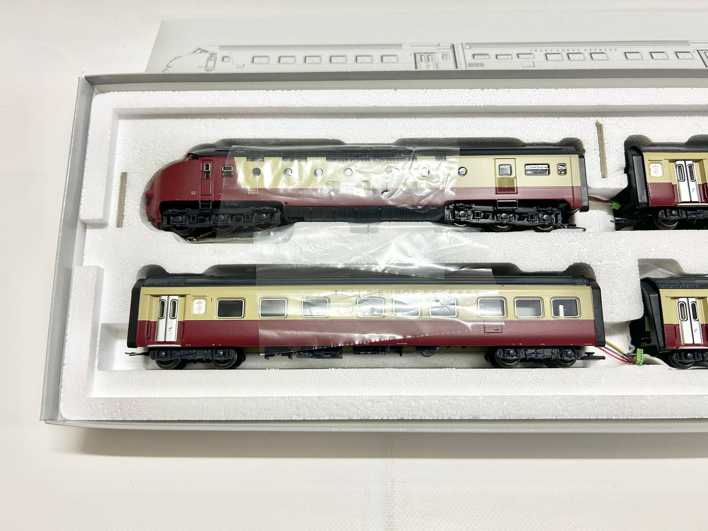 Märklin 39700 Digital + Sound Dieseltriebwagen RAm TEE1 SBB AC H0