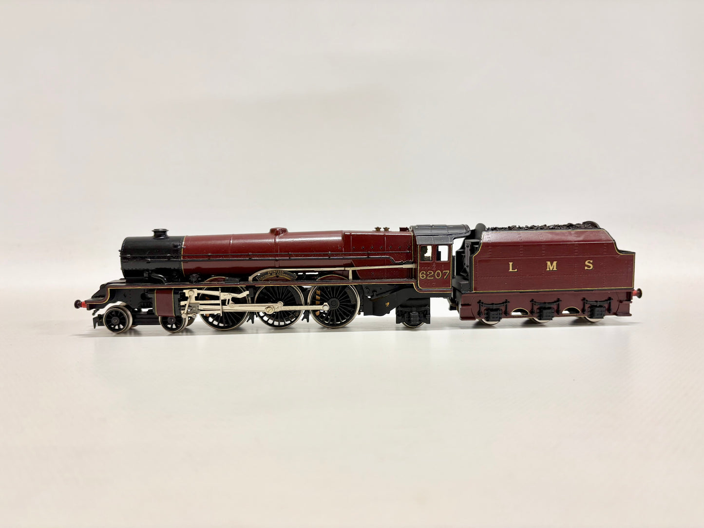 Hornby R2225 Dampflok 6207 LMS DC H0