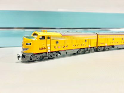 Märklin 37629 Mfx-Digital + Sound Diesellok F7 Union Pacific + Caboose USA AC H0