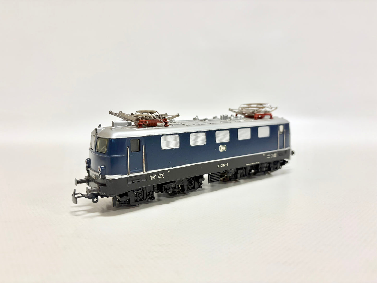 Märklin 3034 E-Lok Br 141 207-1 DB AC H0