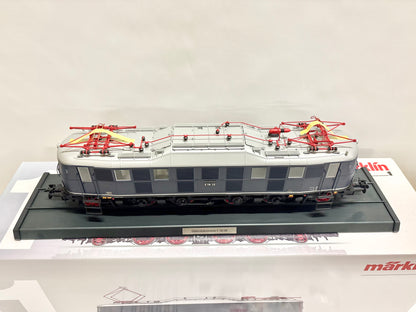 Märklin 55181 Mfx-Digital + Sound E-Lok E18 32 DB Spur 1