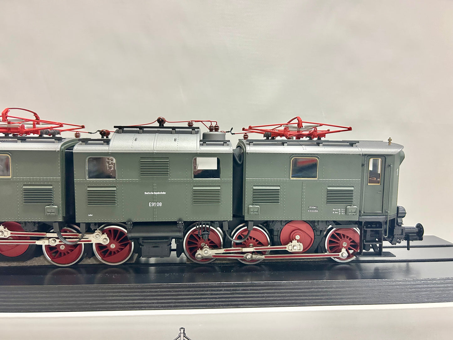 Märklin 55171 Digital + Sound E-Lok E91 08 Schwere Güterzuglokomotive DB Spur 1
