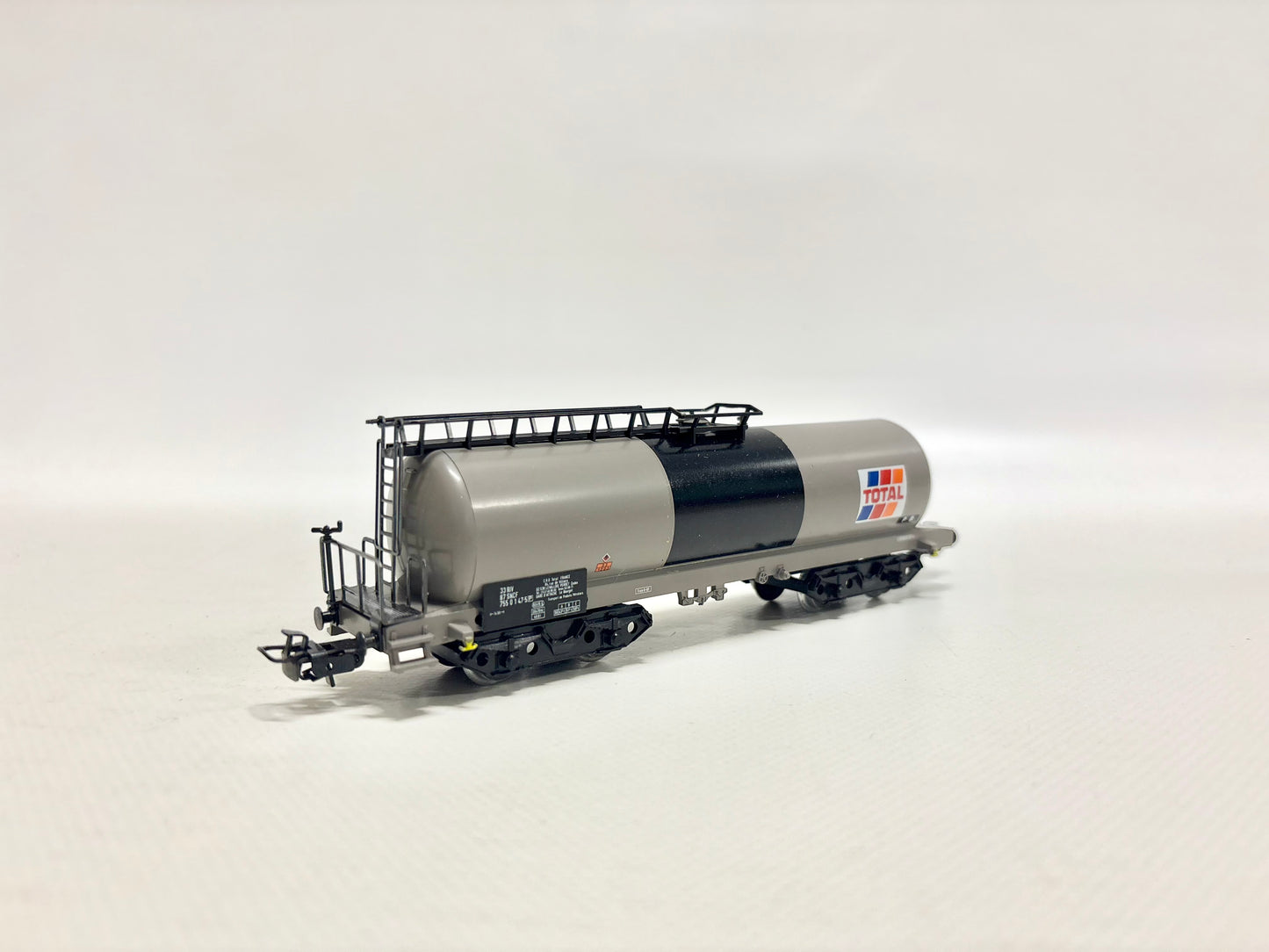 Märklin 4751 Güterwagen Kesselwagen "Total" SNCF AC H0