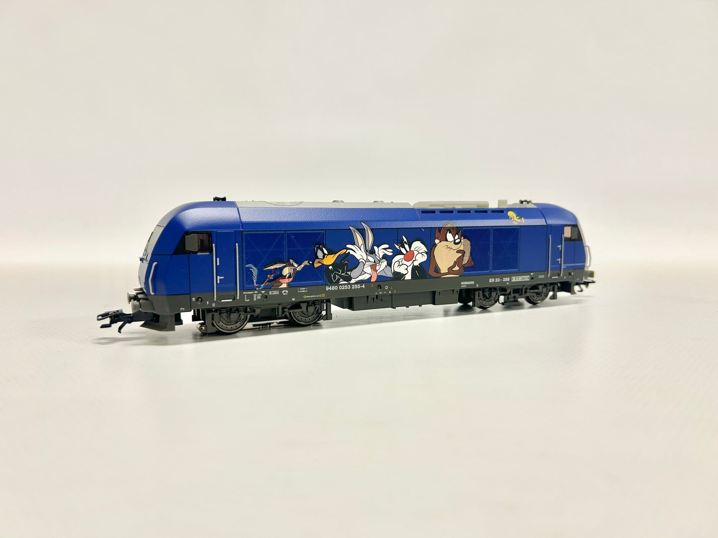 Märklin 36847 Digital Reihe 201 Diesellok Looney Tunes H0