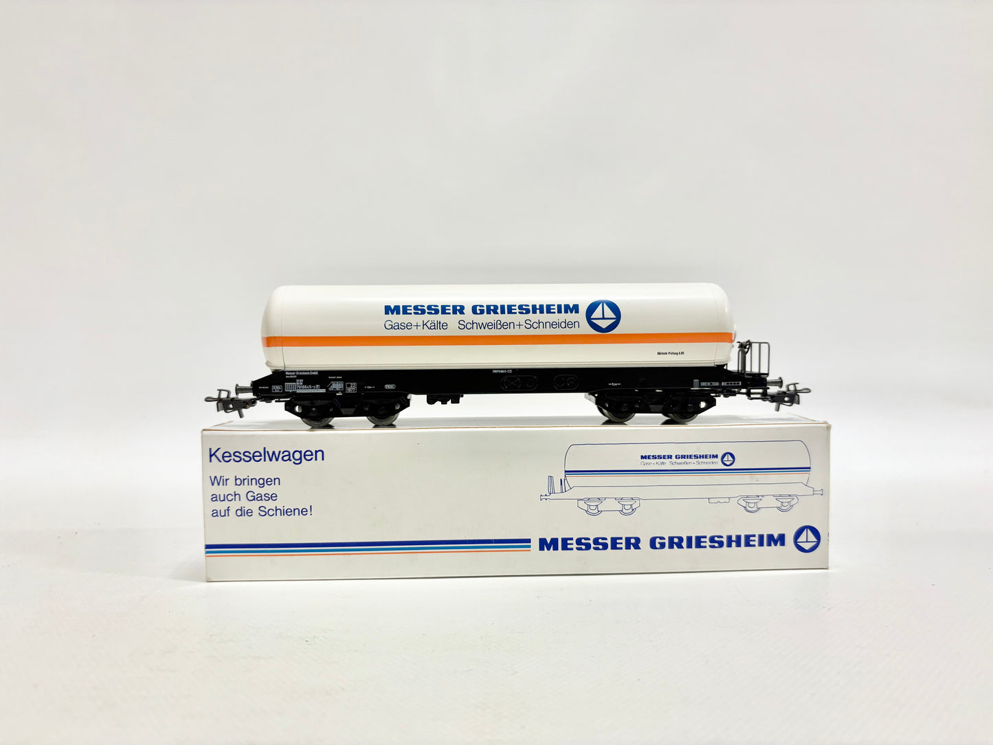 Märklin Güterwagen Kesselwagen "Messer Griesheim" DB AC H0