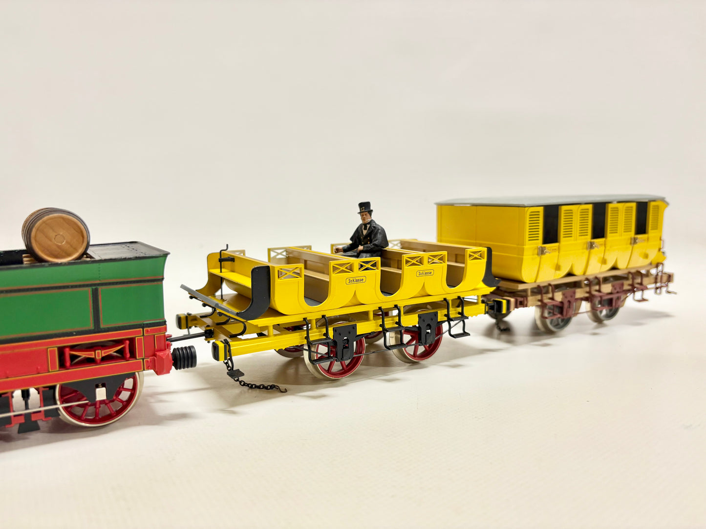 Märklin 5750 Zugpackung Historischer Dampfzug "Adler" 150 Jahre Jubiläumszug inkl. Vitrine 1
