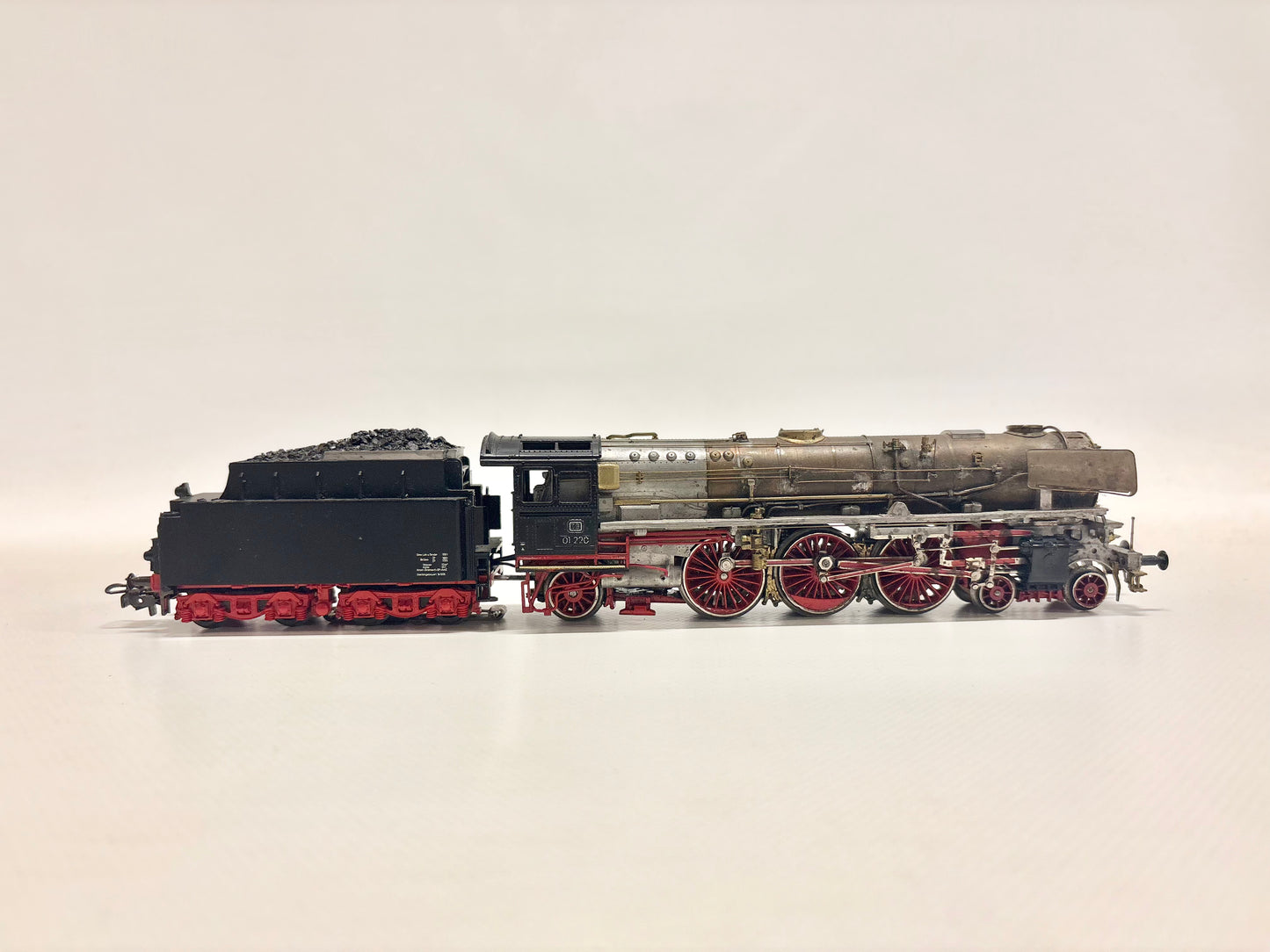 Märklin 3085 Umbau mit Messingbausatz Br 01 220 DB AC H0