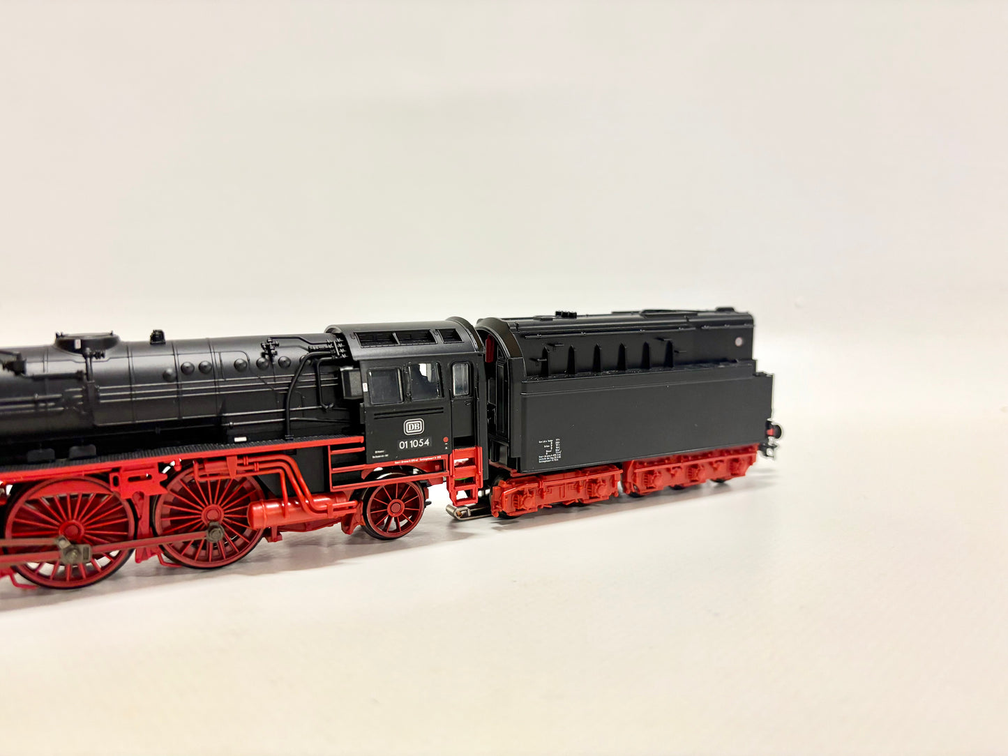 Märklin 37105 Mfx-Digital + Sound Dampflok Br 01 1054 DB AC H0 BASTLER
