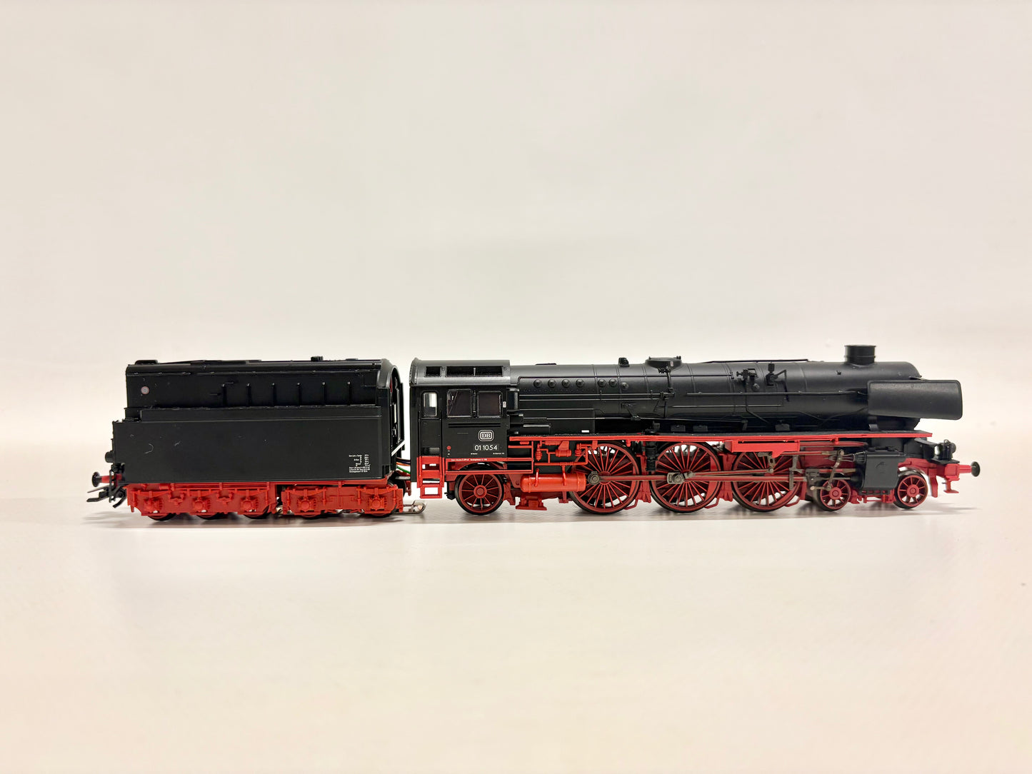 Märklin 37105 Mfx-Digital + Sound Dampflok Br 01 1054 DB AC H0 BASTLER