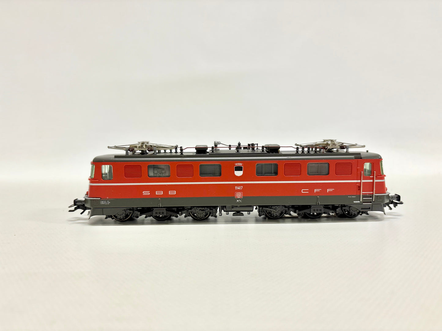 Märklin 3736 Digital E-Lok Ae 6/6 "Freiburg" SBB AC H0
