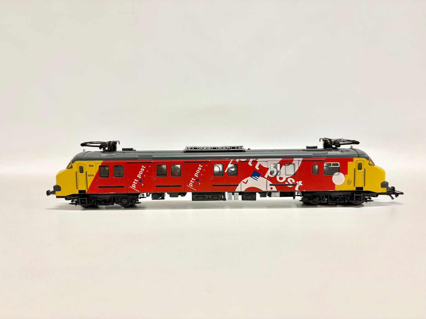 Märklin 3608 Posttriebwagen Serie mP 3000 NS AC H0