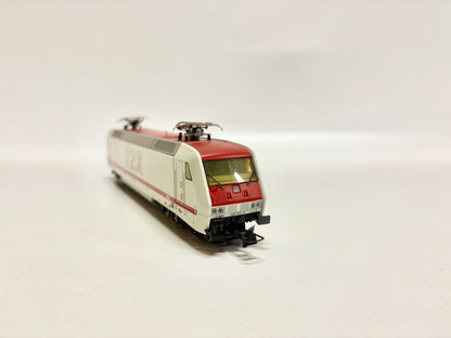 Märklin 3438 Digital E-Lok Br 128 001-5 DB AC H0